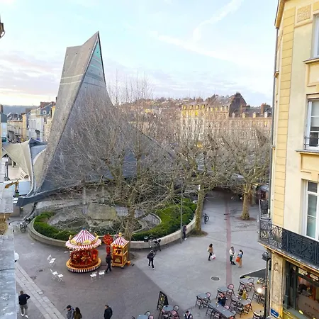 L'exotique - Vue Pl Vieux Marche - Standing Apartment *